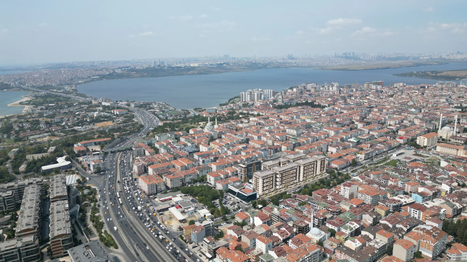 Современная жизнь в Кючюкчекмедже - untagged